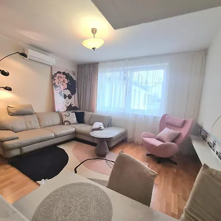 Kaldy Apartman With Parking Option 아파트 부다페스트